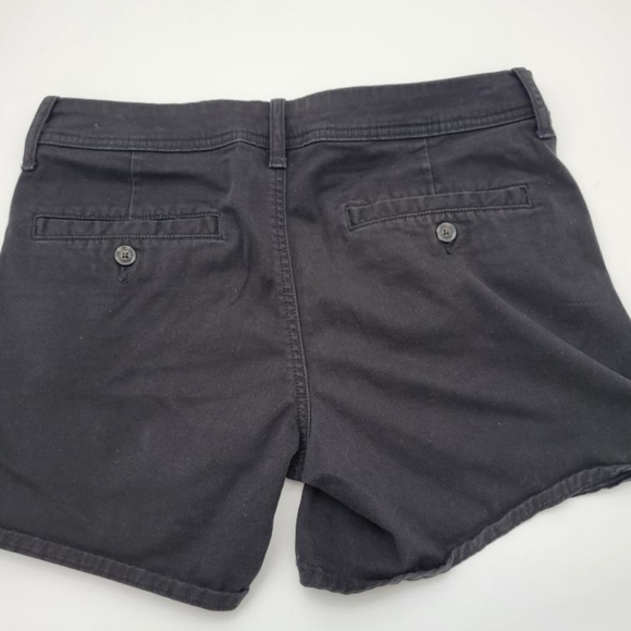 Shorts - Picture 2 of 4